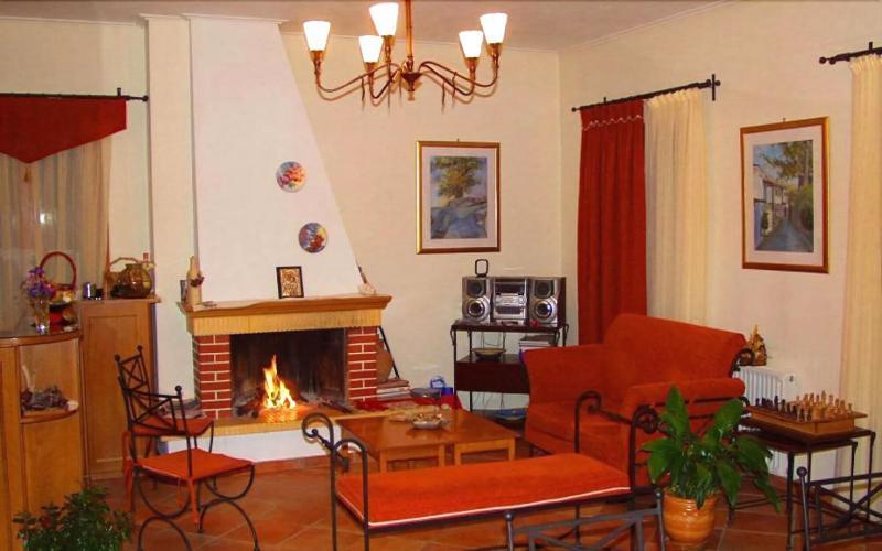 Xenonas Chrisso Hotel Делфи Екстериор снимка
